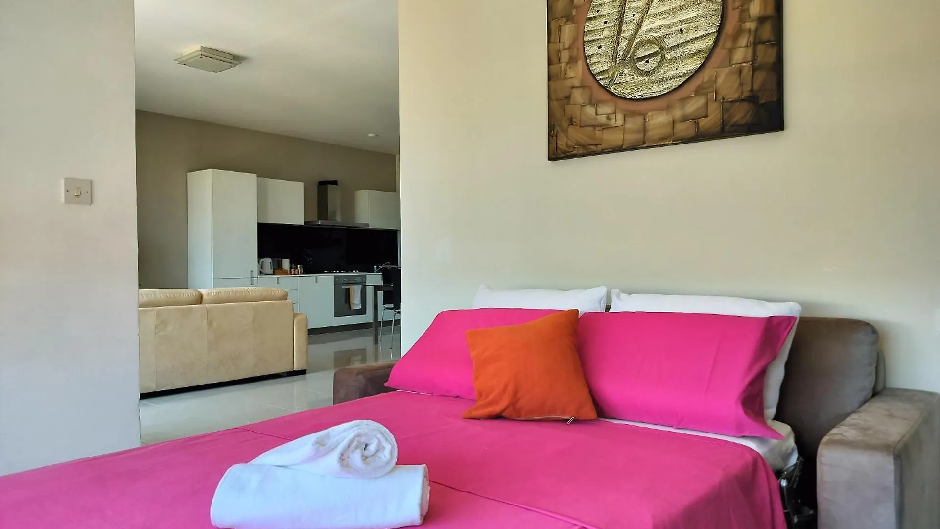 Stunning Seafront Apartment With Marina And Valletta Views In Malta Gzira