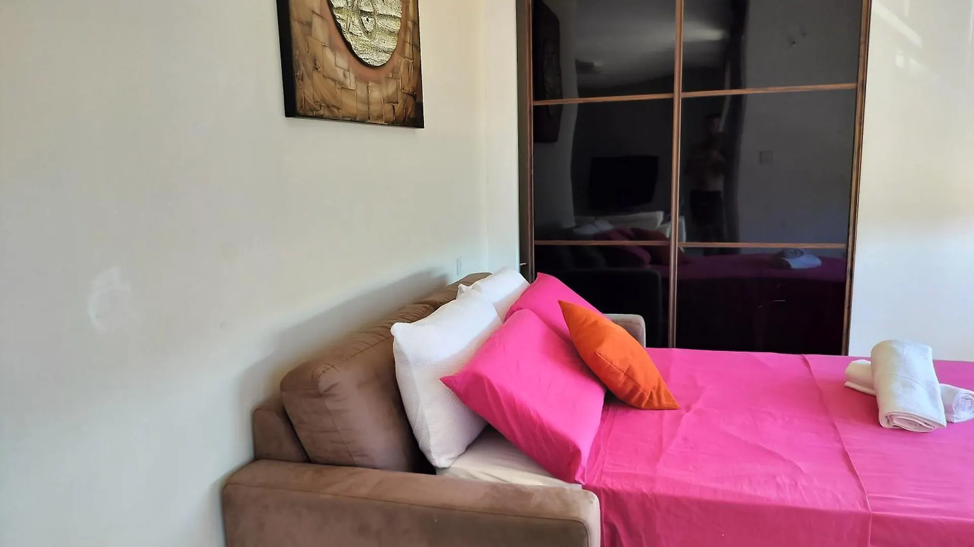 Stunning Seafront Apartment With Marina And Valletta Views In Malta Gzira