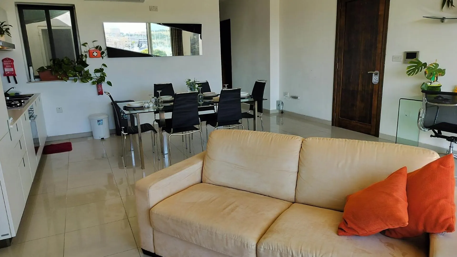 Stunning Seafront Apartment With Marina And Valletta Views In Malta Gzira Malta