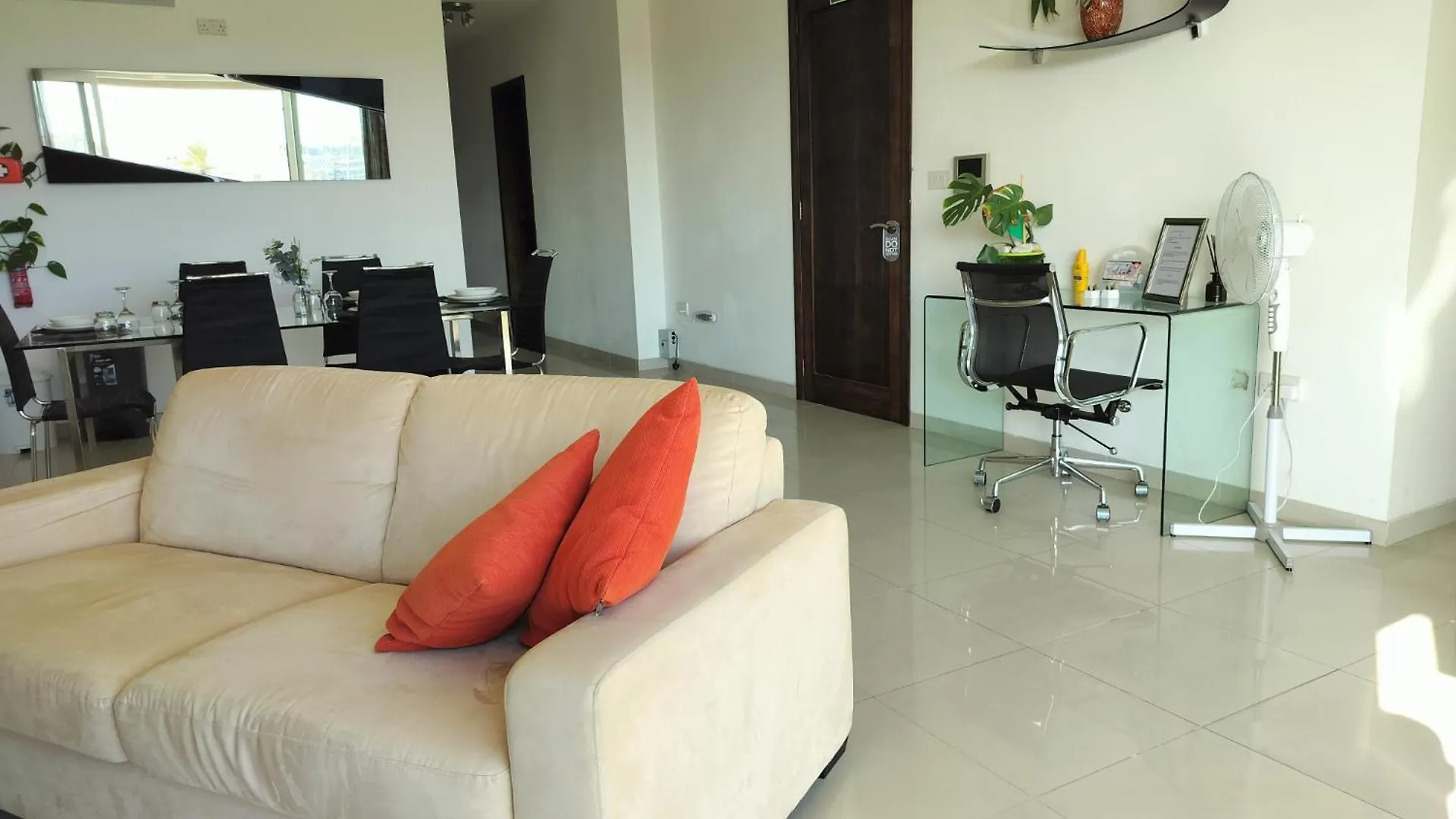 Stunning Seafront Apartment With Marina And Valletta Views In Malta Gzira